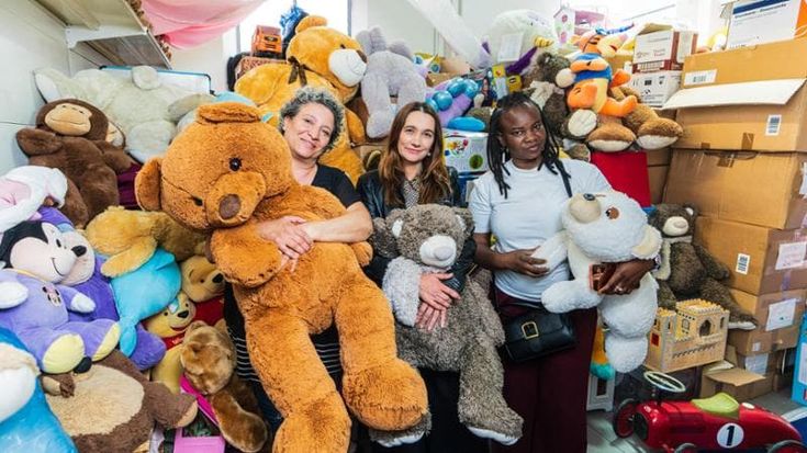 Maria Grazia, la Salvamamme che fa valigie di salvataggio per donne in pericolo e i loro bambini