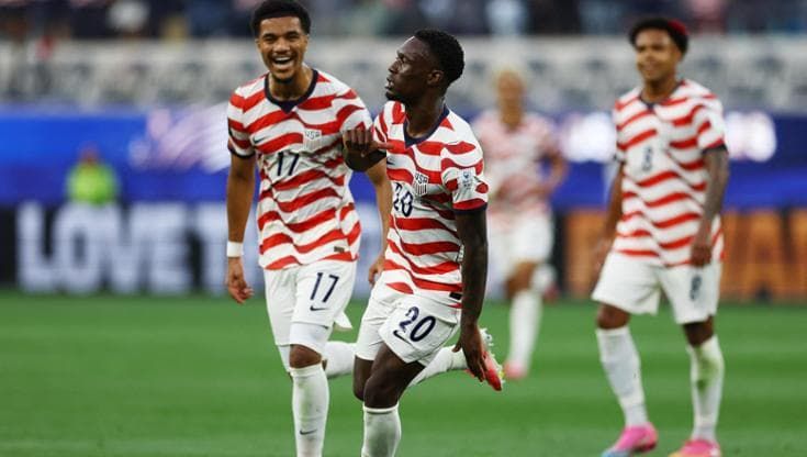 Usa, la prima uscita è uno show: 4-1 al Paraguay. Trump assente, tante star di Hollywood in tribuna