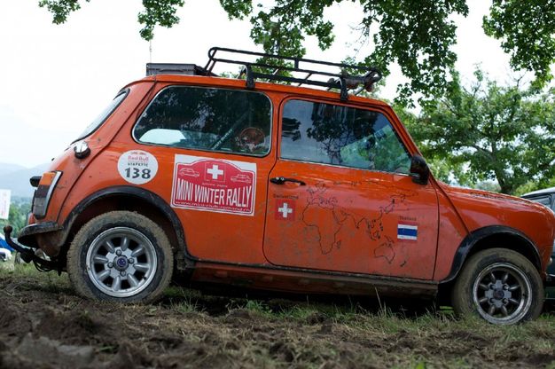 Fra nostalgia e passione, le Mini al Mugello