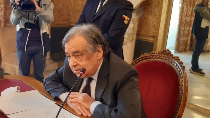 Comune verso il dissesto, Orlando telefona a Draghi: "Serve un intervento urgente per Palermo"