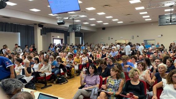A Cuneo una maratona di 27 ore per assegnare le cattedre a 6.500 supplenti