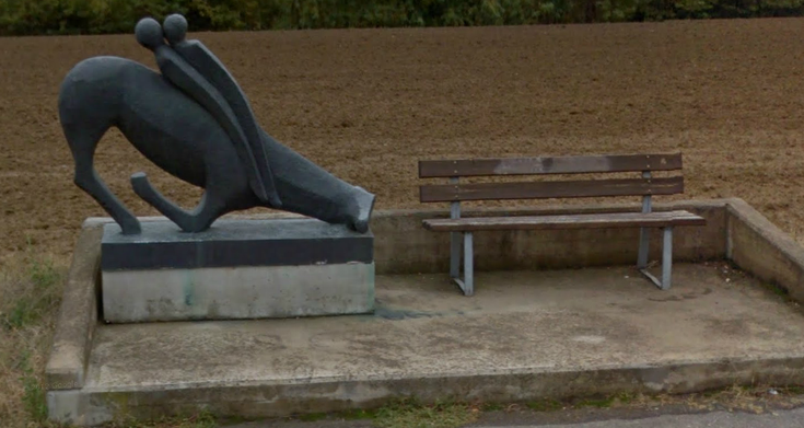Ritrovata in un fosso<br />la scultura rubata a Zola<br />&nbsp;