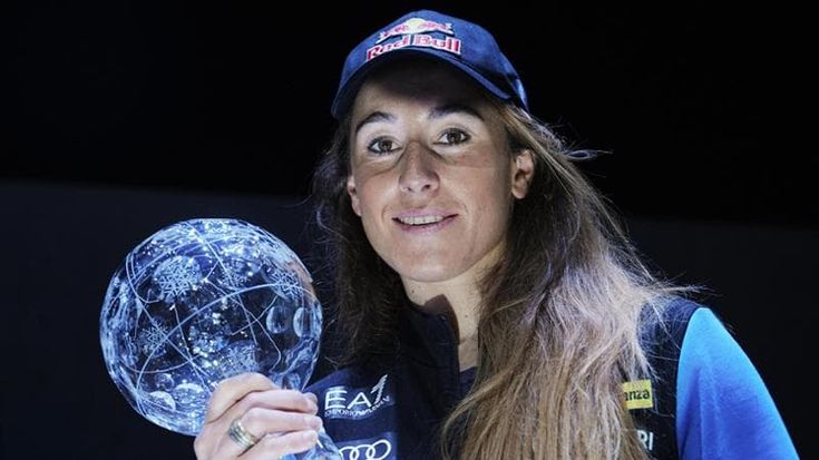 Sofia Goggia: “Tra la laurea, la medaglia olimpica e la Coppa di superG, una stagione da lode”