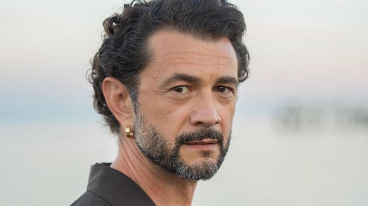 Vinicio Marchioni è Riccardo III: “Il male non è nella deformità, spesso si annida nella bellezza”