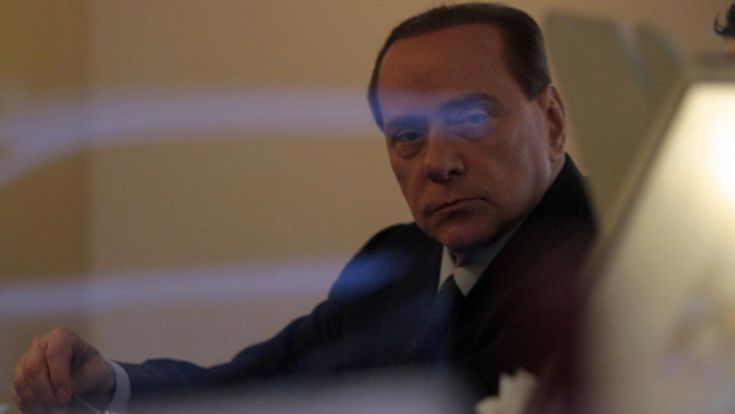 Berlusconi sotto assedio vuole salire a Colle da leader
