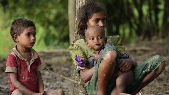 Rohingya, 370mila gli sfollati in Bangladesh, bambini i più a rischio