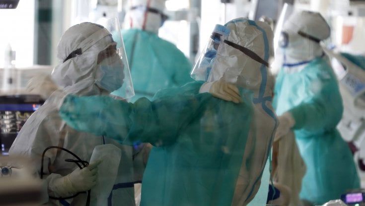 Coronavirus, altro record di contagi in Piemonte: 4.878 in un giorno solo, 29 i decessi