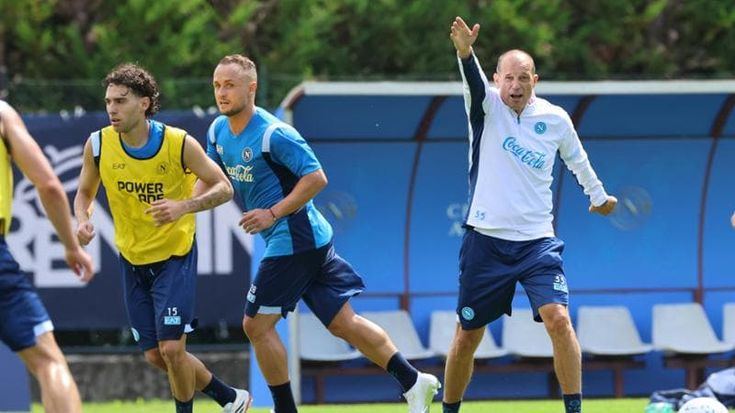 Napoli, la rivoluzione azzurra di Allegri: cambiano preparazione e modulo