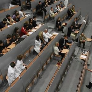 Giovani, studio e lavoro: peggio dell'Italia solo la Grecia