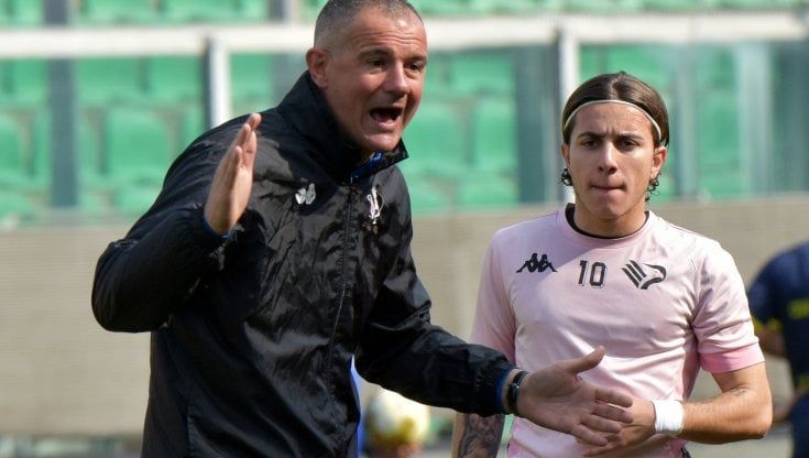 Palermo, Filippi esclude Saraniti: al posto di Lucca gioca Rauti