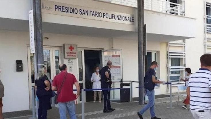 A Santo Spirito poliambulatorio senz’acqua, i pazienti vanno via. La Asl: “Emergenza rientrata”