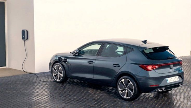 La Seat va di corsa, ecco la Leon più potente di sempre