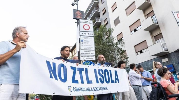 Ztl Isola, scattate le multe. Il Comune: “È stata chiesta dai residenti. Porterà vantaggi a tutti”
