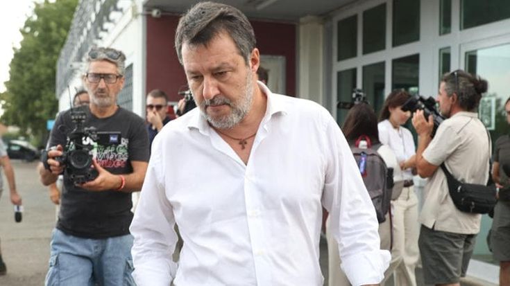 “Salvini dimettiti”, la richiesta dei lombardi al leader. La resa dei conti nella Lega