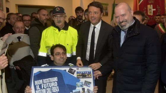 Renzi inaugura pronto soccorso Vaio e annuncia rinnovo contratto medici