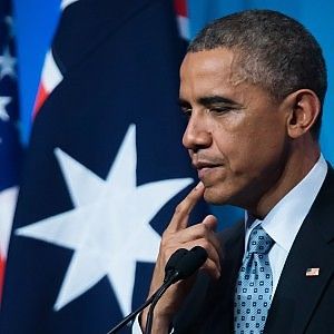 Obama in ospedale per un problema alla gola