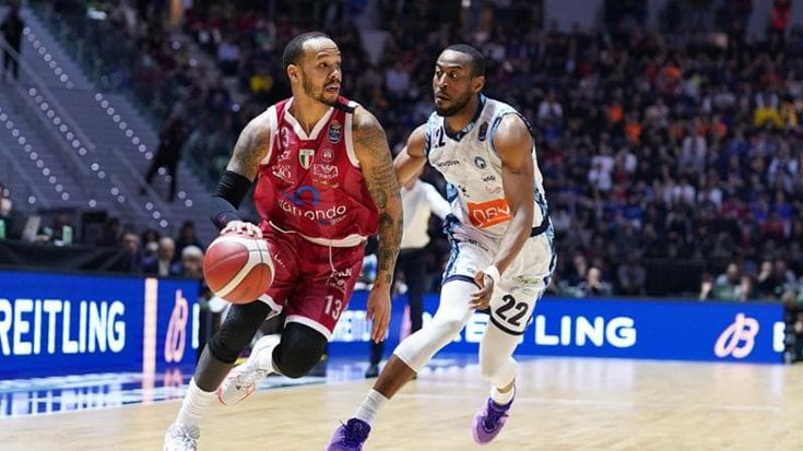 Basket, cosa resta all’Armani dopo la sconfitta in Coppa Italia. Coach Messina: “Abbiamo fallito”
