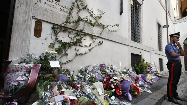 Sergio, gli amici spacciatori  e quelli in caserma: il doppio volto dell’uomo da cui tutto è iniziato