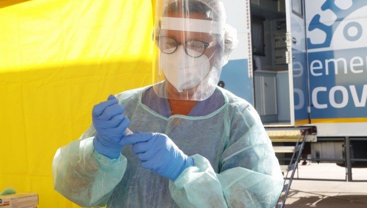 Più tamponi e contact tracing per fermare il Covid, come funziona il piano dell'Asl Bari