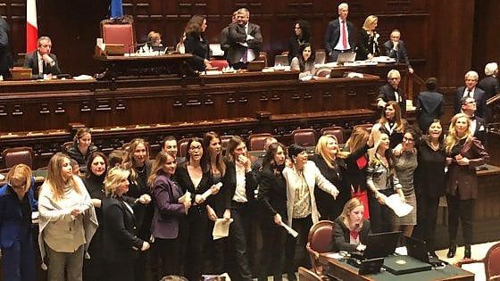Legge sul "revenge porn",  liti in Parlamento e Di Maio: "L'emendamento dell'opposizione noi lo votiamo, la Lega non so"