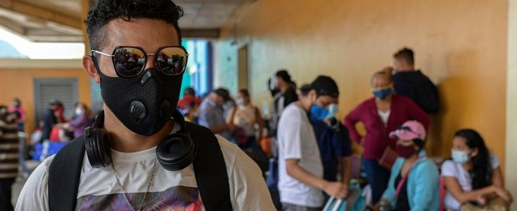 Coronavirus nel mondo, la Spagna chiude le discoteche