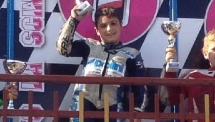 Coppe e trofei a 12 anni, la storia di Patrizio il 'minipilota' romano di 12 anni col sogno del Moto Gp