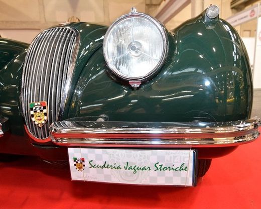 Le Jaguar in pole ad Automotoretrò