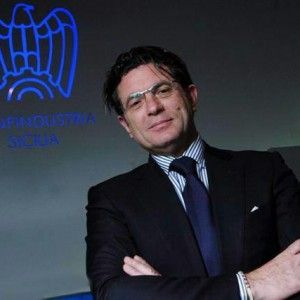Gli industriali: "Fa pi&ugrave; danni <br />la burocrazia della mafia"