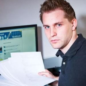 "I governi Ue tradiscono la nostra privacy, ecco i leaks"