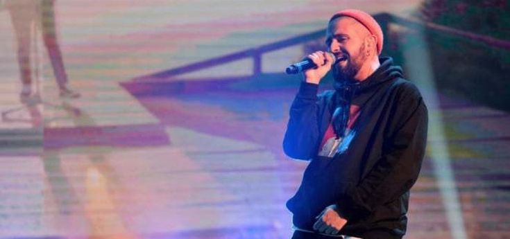 Frah Quintale, tra canzone d'autore e rap l'estate è 'Stupefacente'