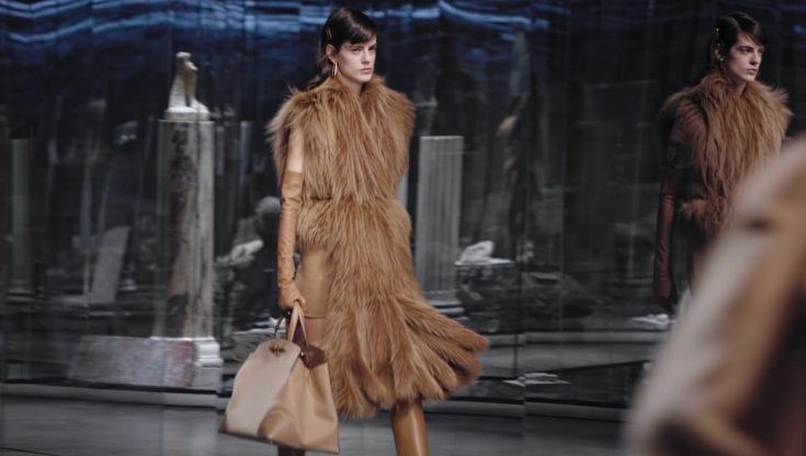 Dalle shopper alle hobo: le borse XXL per l'inverno