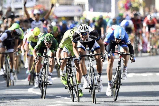 Tour de France, il film della prima tappa