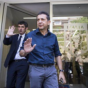 Addio a Palazzi, arriva il superpoliziotto