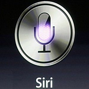 Siri non dà alcune informazioni musicali. Bug o strategia di Apple Music?