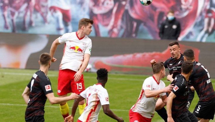 Germania, il Lipsia batte lo Stoccarda: il titolo del Bayern deve attendere