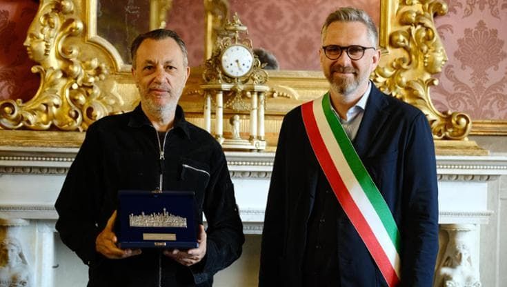 Neffa: “Io cresciuto tra il Livello 57 e la squadra di Mazzone, nel 1975 mi chiamavano marocchino”