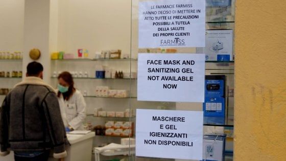 Coronavirus, azienda lombarda dona 10 tonnellate di gel igienizzante: "Così dimostriamo che l'Italia non si ferma"