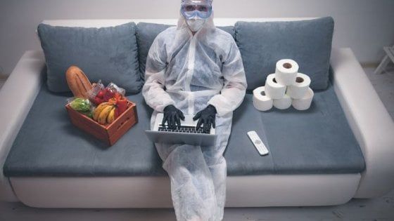 E-commerce, boom senza precedenti: in un mese oltre 1,3 milioni di nuovi consumatori