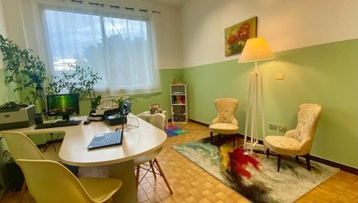 Vittime di violenza domestica, la Polizia Locale di Savona inaugura una stanza per chi denuncia