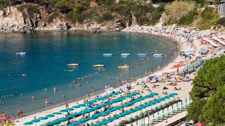 Balneari, uno sguardo sull’evoluzione del settore: quando l’ombrellone si prenota online