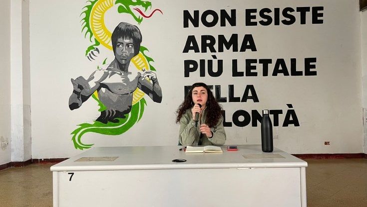 Protestò per il ragazzo morto nello stage scuola-lavoro: studentessa condannata per corteo non autorizzato