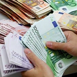 Fatture elettroniche, il Pd contro Lega e Cinquestelle: "Nuovo caso di condono"