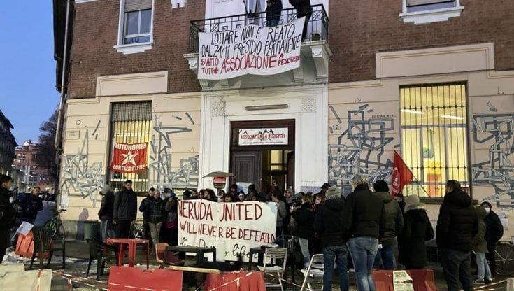 Scattano arresti a esponenti di Askatasuna, ma non per associazione a delinquere