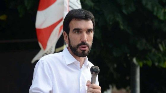 Martina: "Il Pd non è morto e dobbiamo restare uniti"