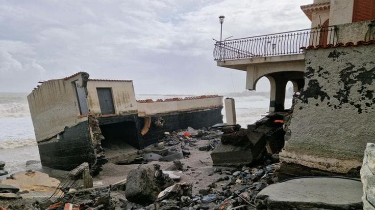 Allarme alluvioni in autunno, la Protezione civile: “Lasciate le case vicine al mare”