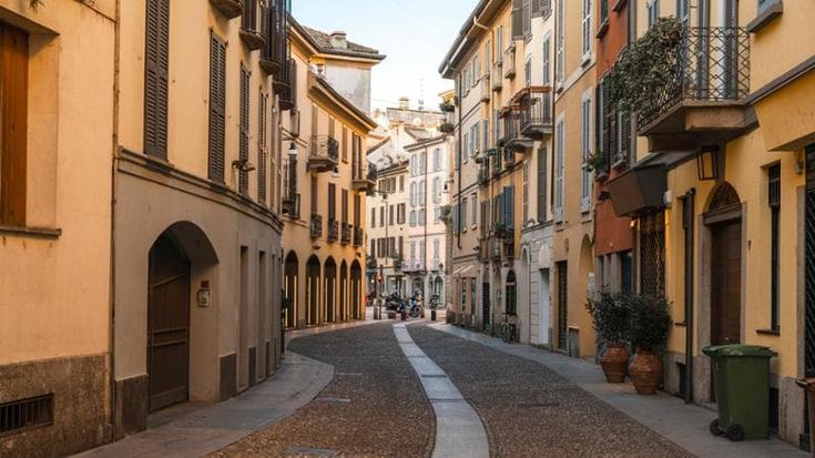 Costo della vita a Milano: il 62% degli under 40 spende per vivere più di quanto guadagna