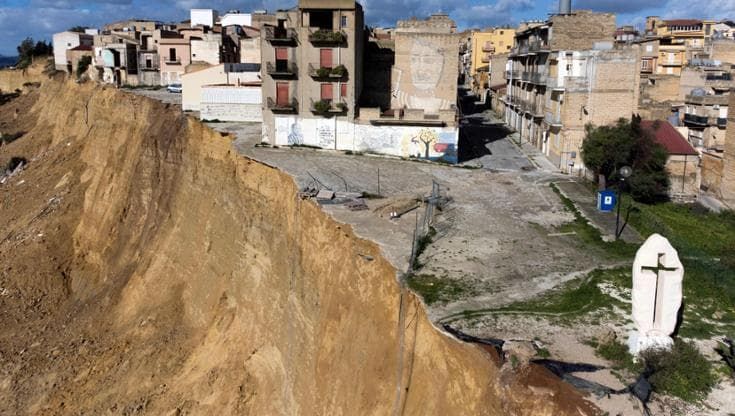 “Ecco cosa è successo a Niscemi e cosa ha causato la frana”