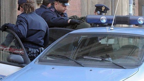 Livorno, due colpi di pistola contro il circolo Arci di Shangai 