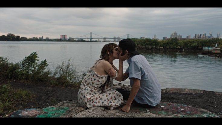 Zoë Bleu: "L'amore non conosce confini e non ha bisogno di parole"