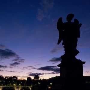 Roma e i suoi "mortacci". Dame, spiriti e fantasmi: viaggio nella Capitale del paranormale